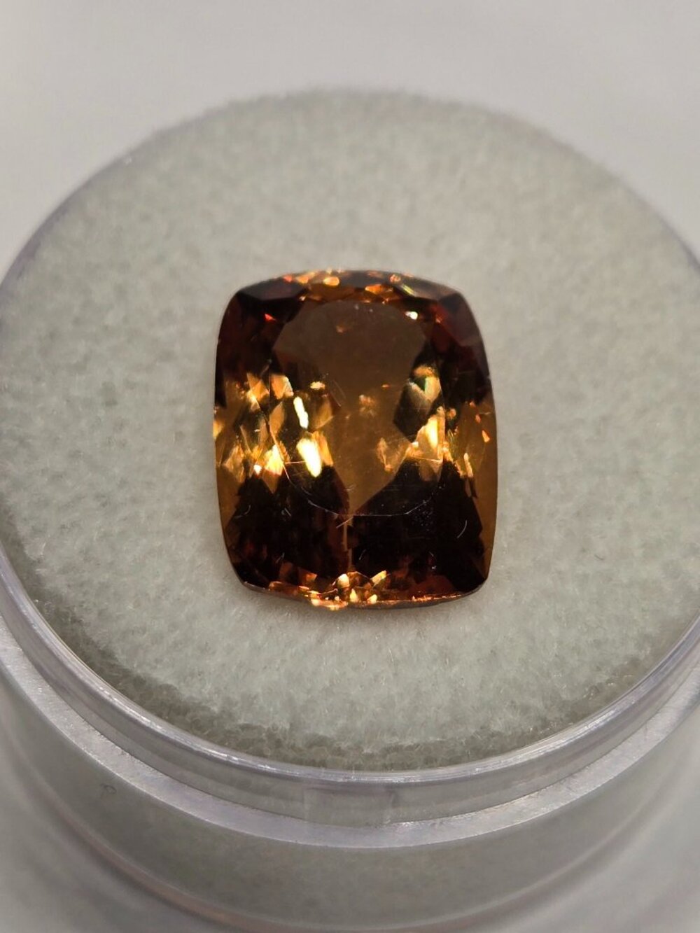 8.15 ct NATURAL ZULTANITE Cushion cut with ID card
